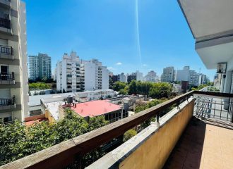 Departamento en Irigoyen 1900 de cuatro ambientes con balcon y dependencia