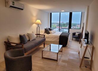 Departamento en Av. Constitucion 4800 de un ambiente con balcon