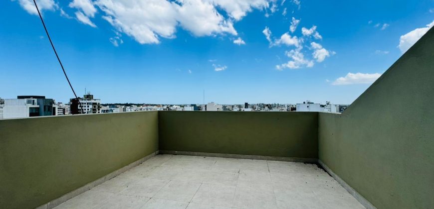 Departamento en Av. Colon 3000 de dos ambientes tipo duplex con cochera
