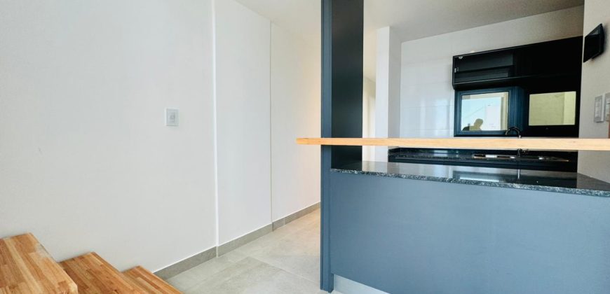 Departamento en Av. Colon 3000 de dos ambientes tipo duplex con cochera
