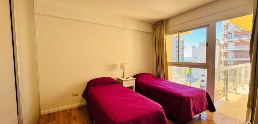 Departamento en Bernardo de Irigoyen 4500 de tres ambientes con vista parcial al mar en alquiler
