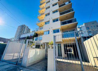Departamento en Bernardo de Irigoyen 4500 de tres ambientes con vista parcial al mar en alquiler Departamento en Bernardo de Irigoyen 4500 de tres ambientes con vista parcial al mar en alquiler