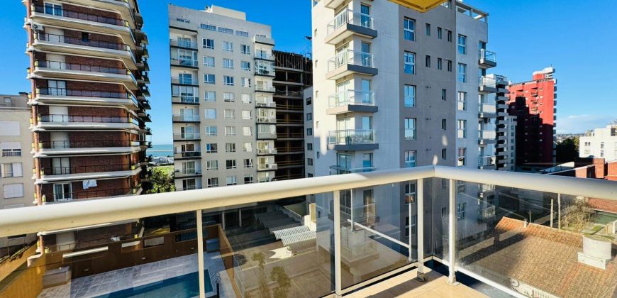 Departamento en Bernardo de Irigoyen 4500 de tres ambientes con vista parcial al mar en alquiler