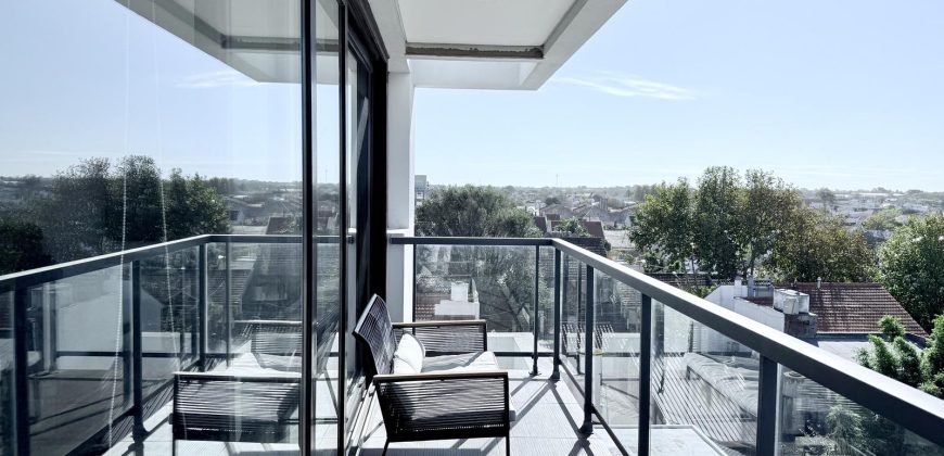 Venta moderno departamento 2 ambientes, Perla Norte, cochera opcional, apto credito