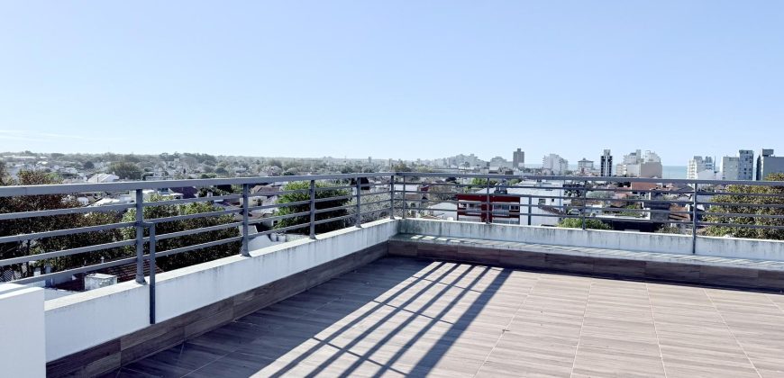 Venta moderno departamento 2 ambientes, Perla Norte, cochera opcional, apto credito