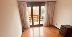 Casa en Acha 1600 de cuatro ambientes con quincho – apto credito
