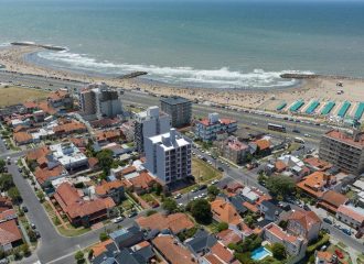 Venta departamentos a estrenar 3 ambientes en Parque Luro, a metros del mar