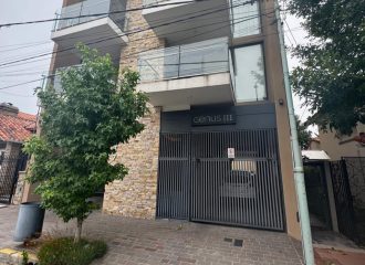 Departamento en La Rioja 3700 de tres ambientes a estrenar