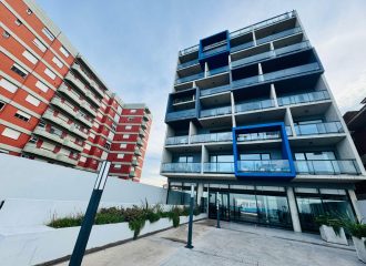 Departamento en Av. Felix U Camet 1300 en alquiler 24 meses con cochera